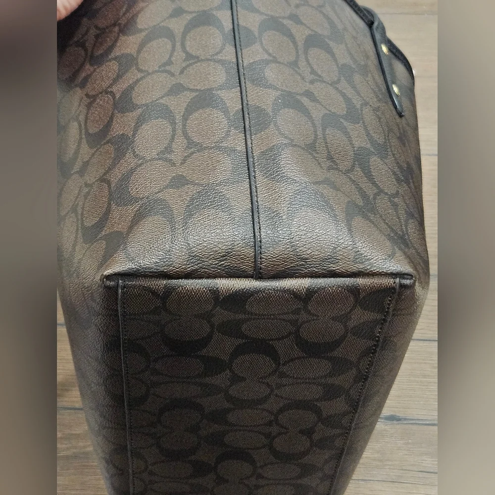 Coach Brown Signature Tote Bag - Picture 3 of 16